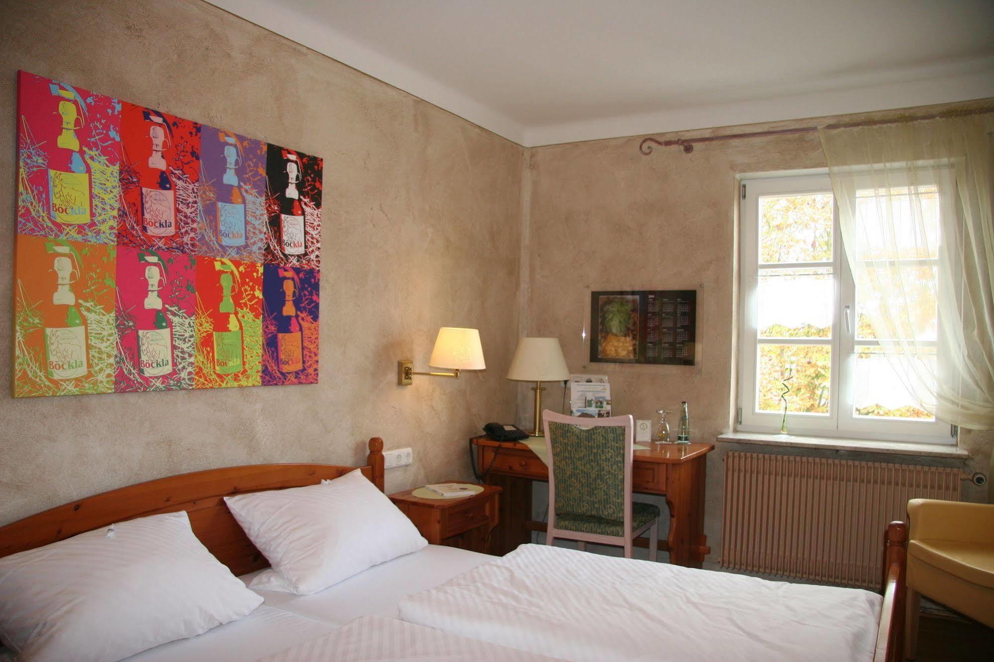 Hotel & Brauereigasthof Drei Kronen Memmelsdorf Exterior foto